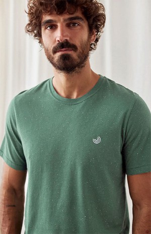 Qalito t-shirt light green from Sophie Stone