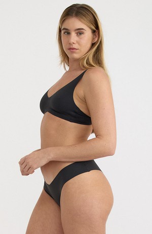 Core wireless plunge bra zwart from Sophie Stone
