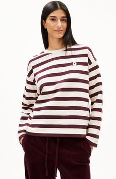 Frankaa bold sweater cranberry via Sophie Stone