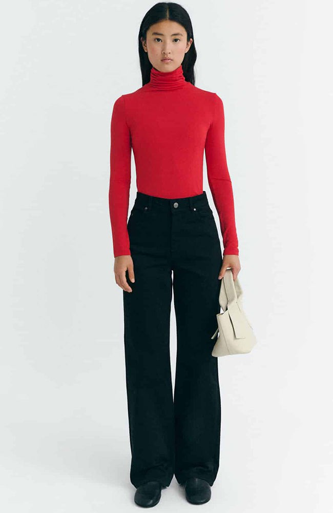 Noe coltrui kasjmier rood from Sophie Stone