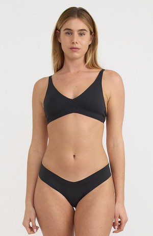 Core wireless plunge bra zwart from Sophie Stone