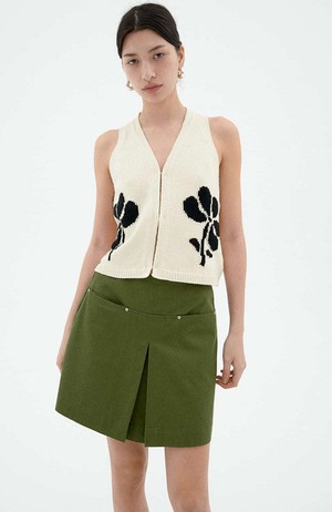 Marigold Robbie vest beige from Sophie Stone