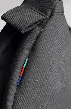 Moon bag small shark from Sophie Stone