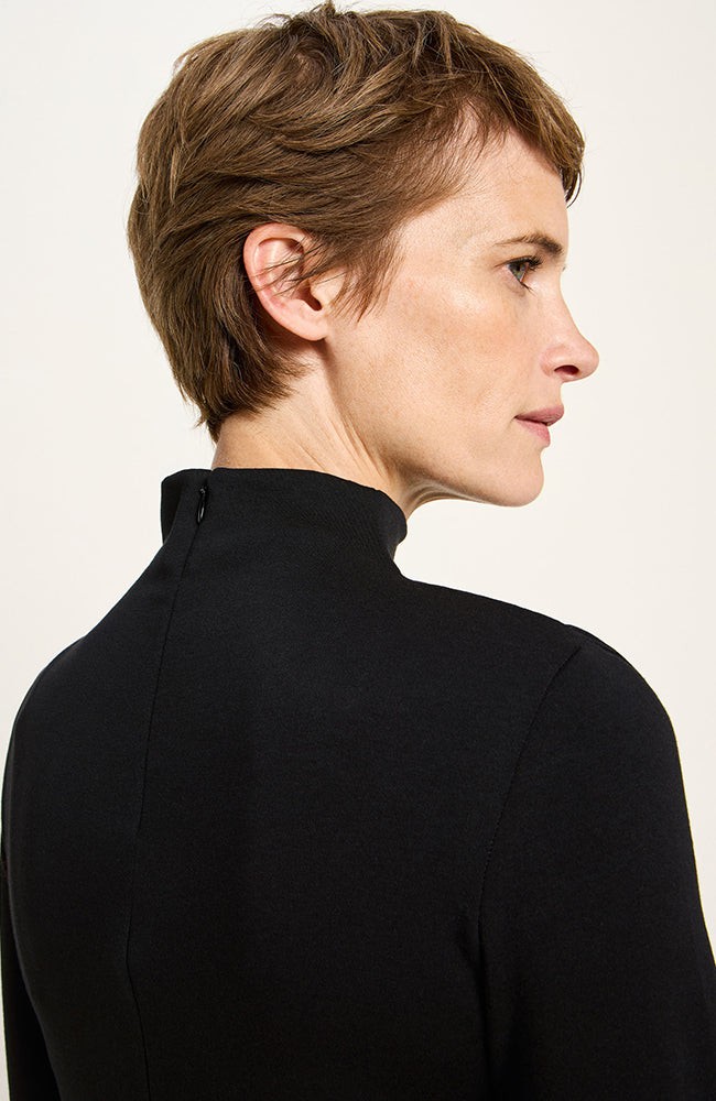 Coltrui zwart from Sophie Stone