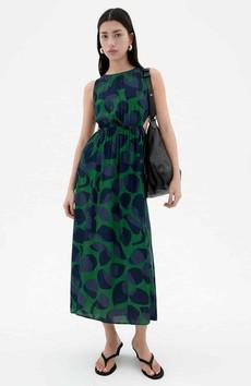 Kin jurk leave dark via Sophie Stone