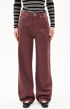 Enijaa jeans dark berry via Sophie Stone