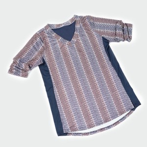 Glow shirt zijbaan navy from Spiffy Active Glow shirt zijbaan navy from Spiffy Active
