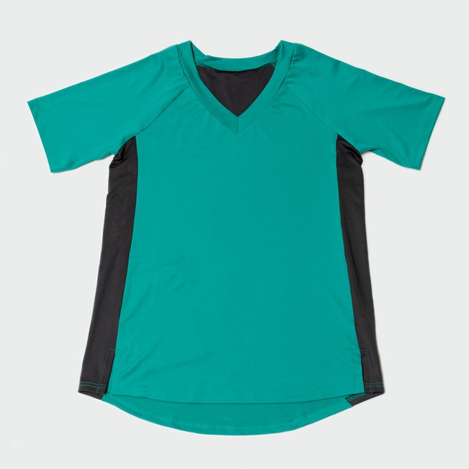Joy shirt aqua/zwart from Spiffy Active