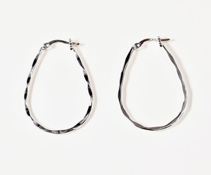 euprymna scolopes earrings from squïd studios