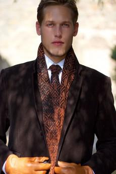 Rust Gradient Graphic Jacquard Knit Cotton Scarf – Black/Rust Brown via STUDIO MYR