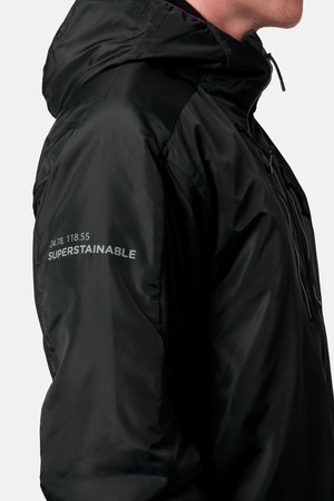 Ameland Midlayer Black from Superstainable
