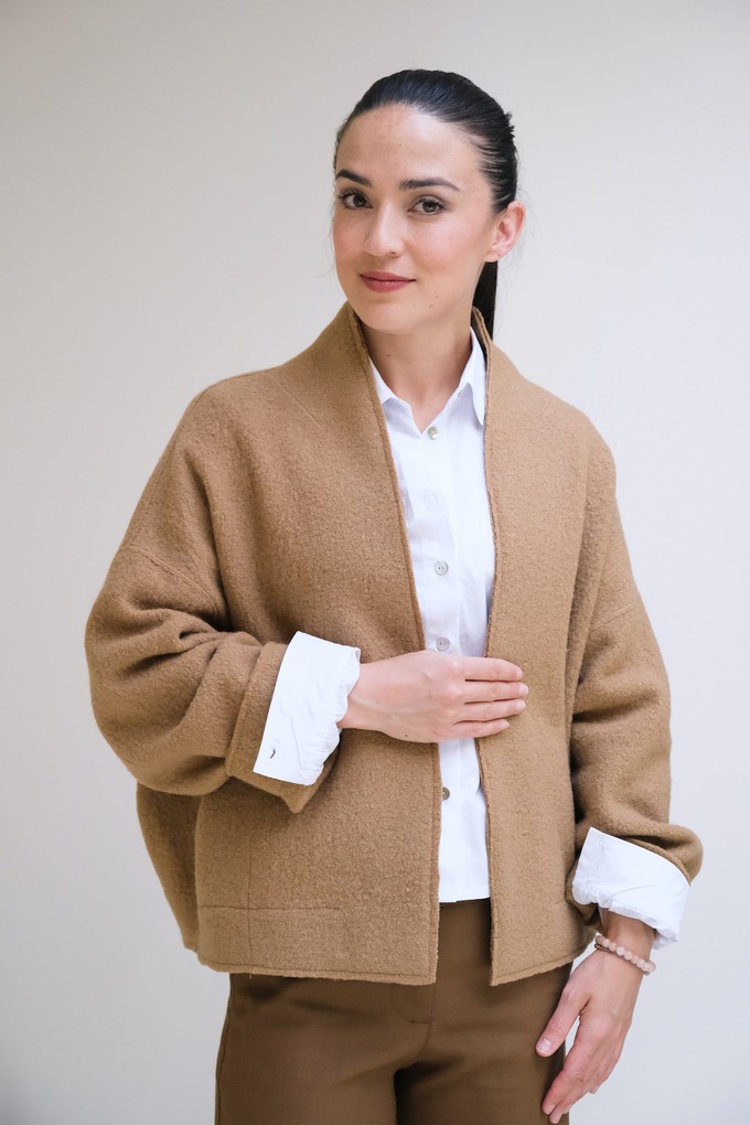 Kort Vestje | Wol Zand from Sûr Atelier