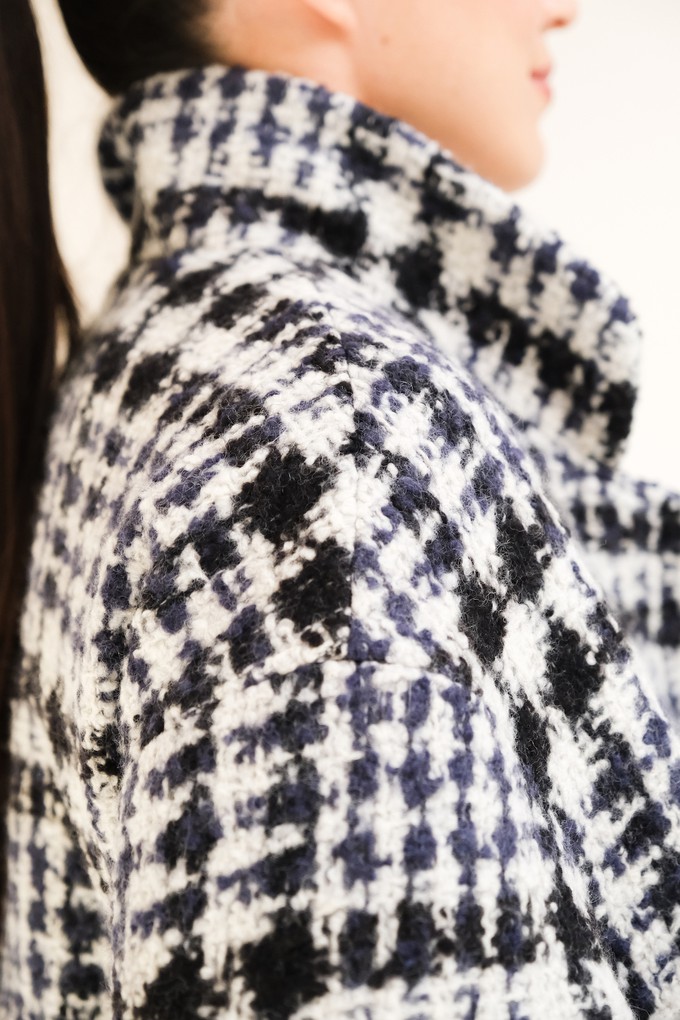 Halflange Jas | Wol Ruit from Sûr Atelier