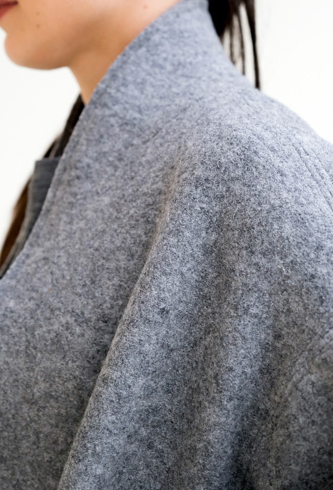 Kort Vestje | Wol Grijs from Sûr Atelier