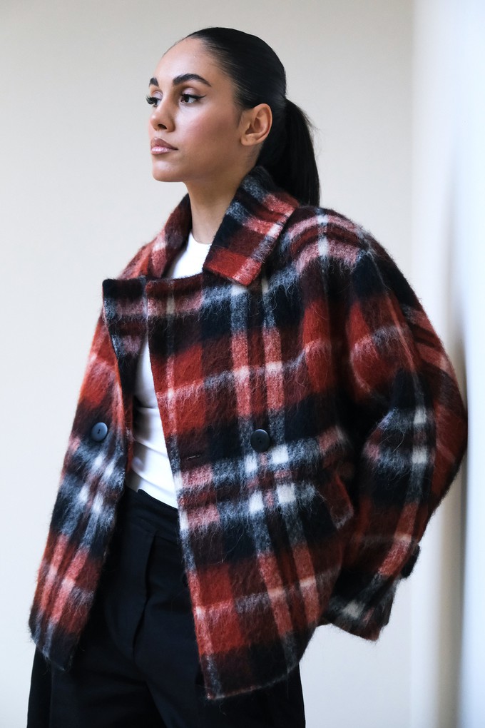 Korte Jas | Ruit Zwart Rood from Sûr Atelier