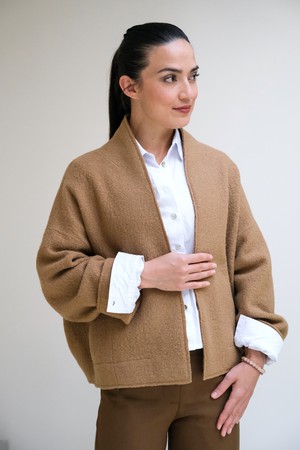 Kort Vestje | Wol Zand from Sûr Atelier