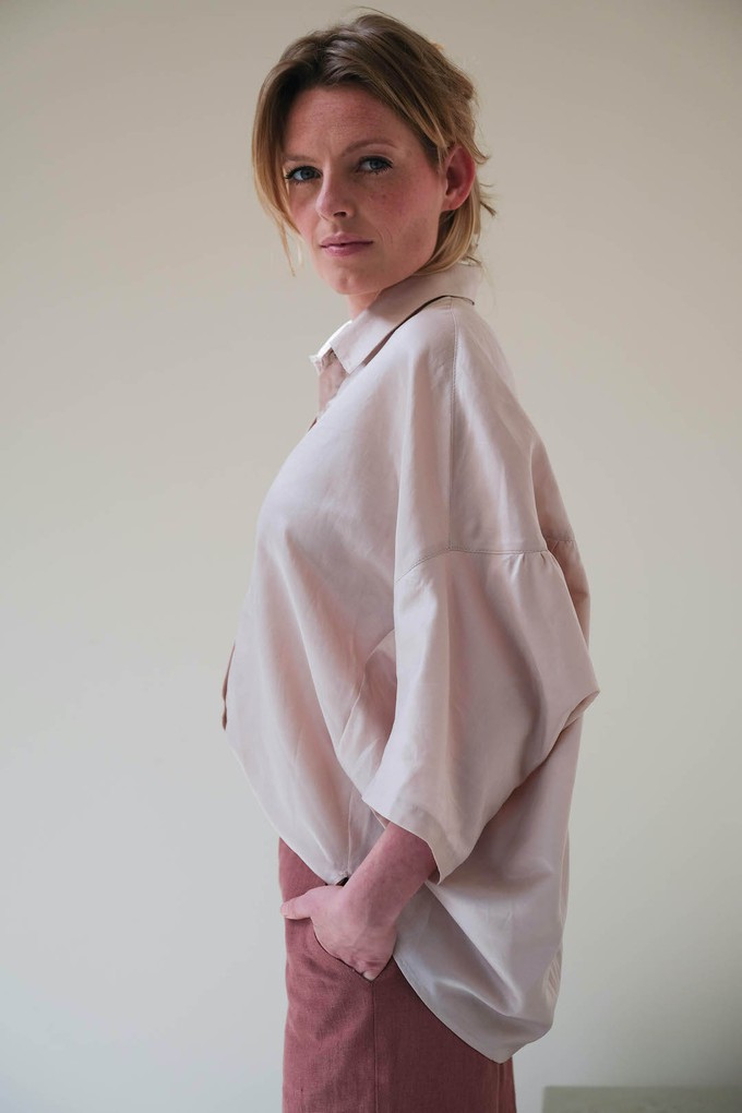 Louise Blouse | Zijde Blush from Sûr Atelier
