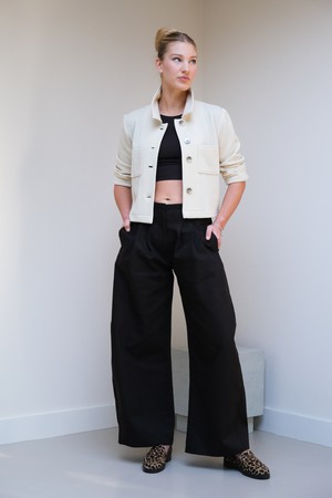 Dubbele Bandplooi Broek | Katoen Bruin from Sûr Atelier