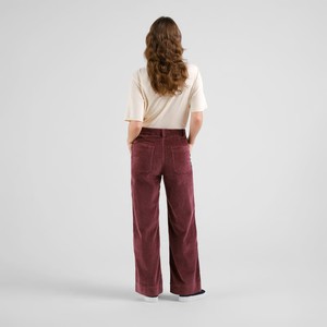 Workwear Broek Vara Workwear Corduroy Fig Red from The Blind Spot