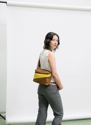 Susan Bijl | The New Bum Bag Hazel & TV Yellow Medium from The Blind Spot