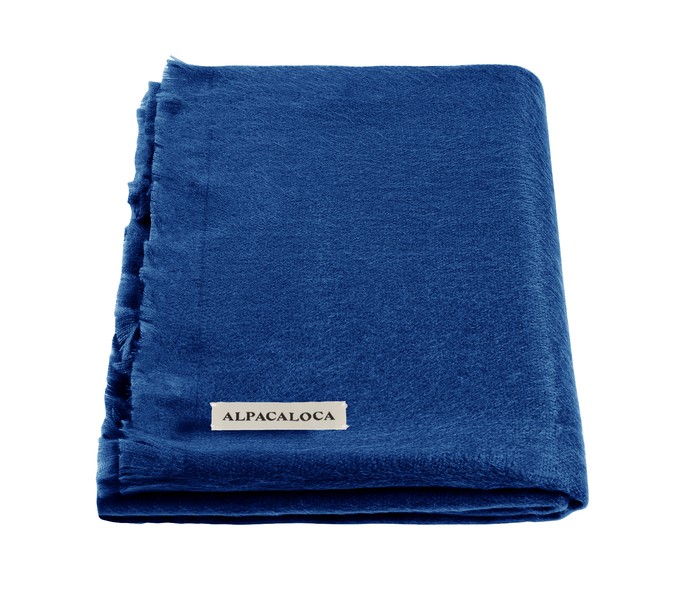 Alpaca Loca Sjaal Cobalt Blue from The Blind Spot Alpaca Loca Sjaal Cobalt Blue from The Blind Spot