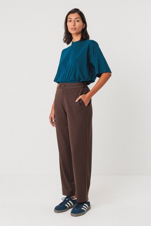 Broek Soraia Dark Brown from The Blind Spot Broek Soraia Dark Brown from The Blind Spot