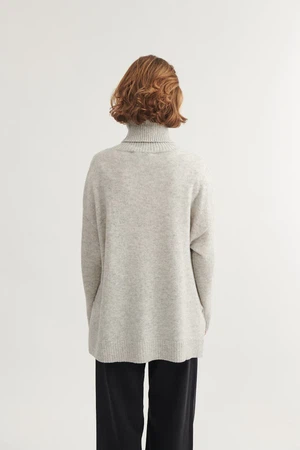 Sweater Line T Neck Light Grey Melange from The Blind Spot