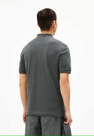 Poloshirt Fibraas Space Steel from The Blind Spot