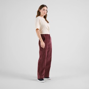 Workwear Broek Vara Workwear Corduroy Fig Red from The Blind Spot