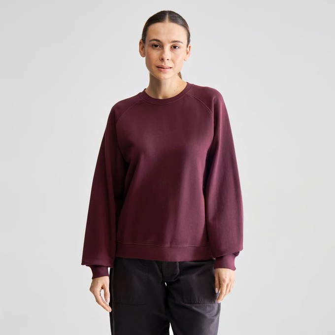 Dedicated | Sweater Ystad Fig Red from The Blind Spot