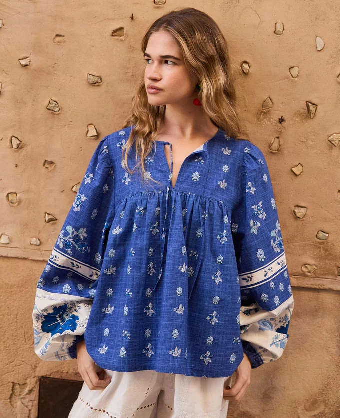 Coral Top Mazarine Blue from The Blind Spot