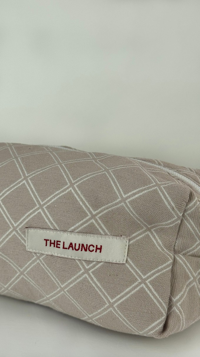 THE MAKE-UP BAG BEIGE from THE LAUNCH