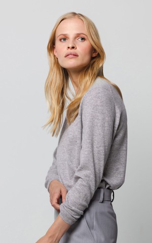 MIRA CASHMERE SWEATER from The Make