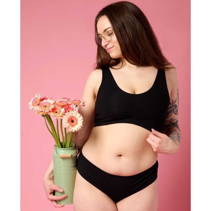 Black Organic Cotton Soft Bra from TIZZ & TONIC