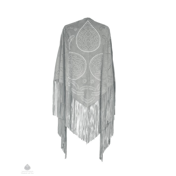 Joy extra large fringe wrap - oyster grey from Treasures-Design