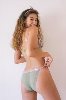 Mary 90's Bikini via Troo