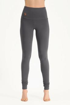 Gaia Yoga-Leggings – Charcoal via Urban Goddess