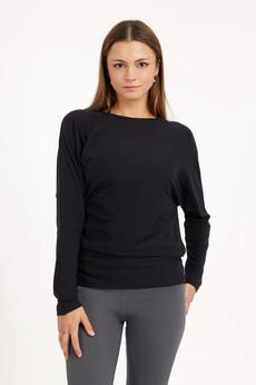 Budhi Longsleeve Yoga Shirt – Urban Black via Urban Goddess