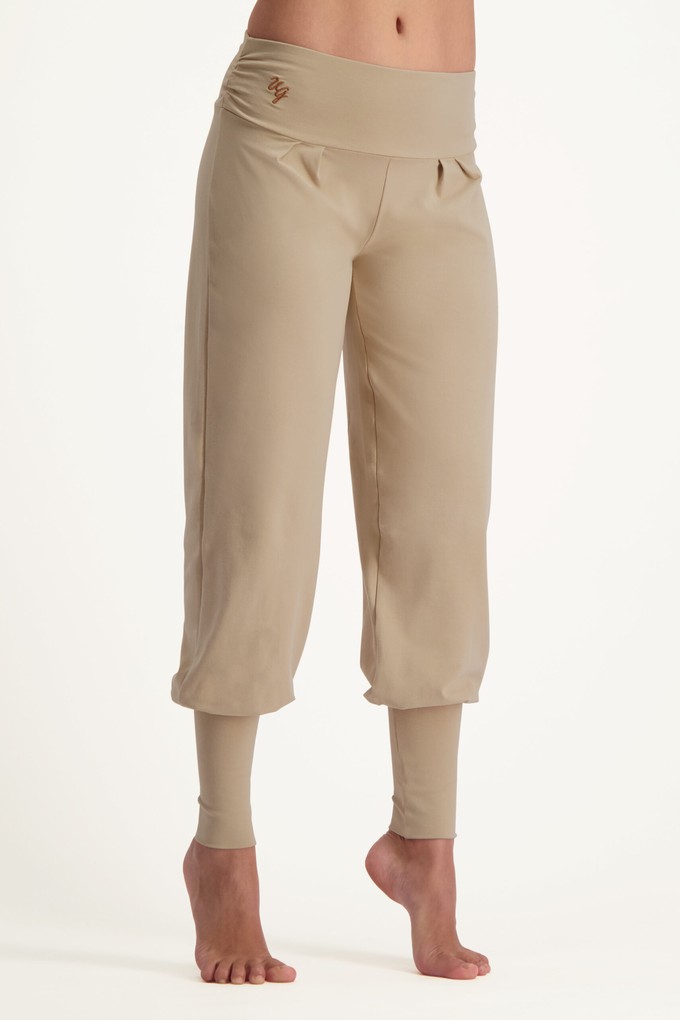 Dakini Yoga Broek – Sand from Urban Goddess Dakini Yoga Broek – Sand from Urban Goddess