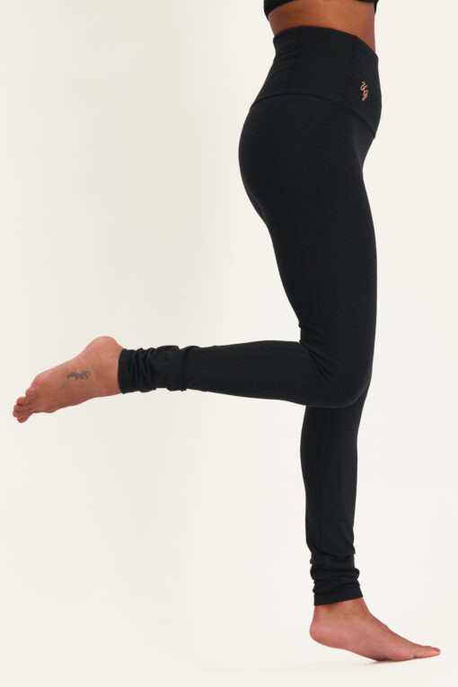 Surya Dry Fit Yoga Leggings – Urban Black from Urban Goddess