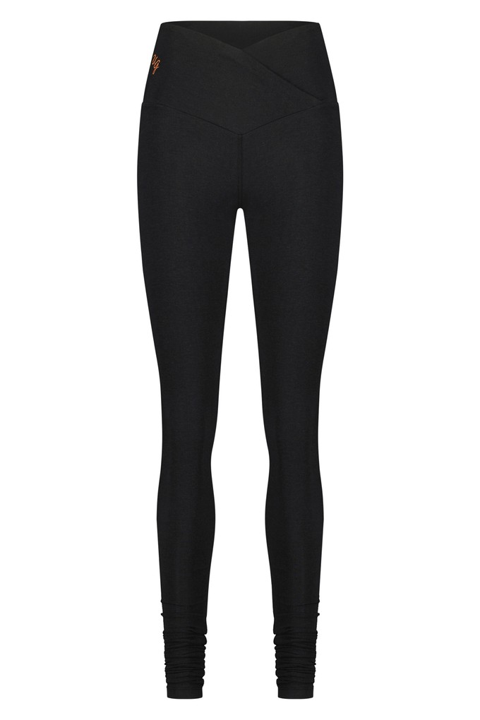 Sati Yoga-Leggings – Urban Black from Urban Goddess Sati Yoga-Leggings – Urban Black from Urban Goddess