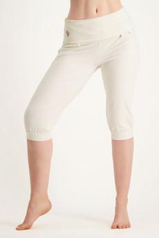 Sukha Yoga Capri – Off White via Urban Goddess