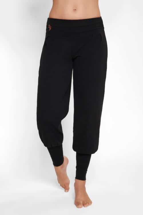 Yoga Broek Dakini – Urban Black from Urban Goddess Yoga Broek Dakini – Urban Black from Urban Goddess