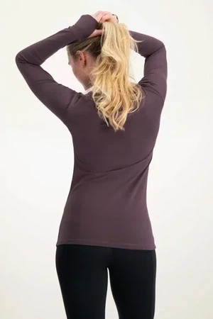 Namaste Core Yoga-Longsleeve – Berry from Urban Goddess
