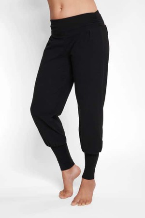 Yoga Broek Dakini – Urban Black from Urban Goddess Yoga Broek Dakini – Urban Black from Urban Goddess