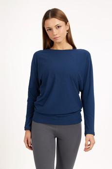 Budhi Longsleeve Yoga Shirt – Midnight via Urban Goddess