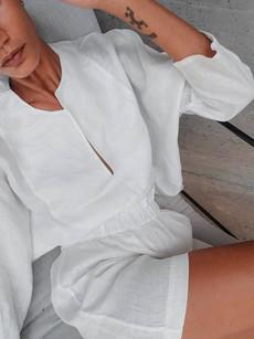 White Linen Shirt via Urbankissed