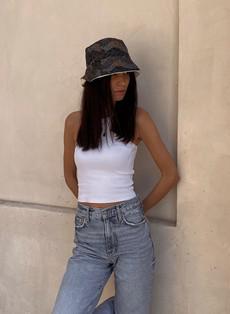 Uluru - Bucket Hat via Urbankissed