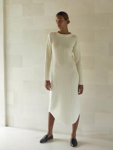 Gael Knit Dress in Ivory van Urbankissed