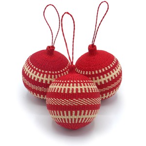 Red & White Christmas Tree Baubles Pack of 3 from Urbankissed